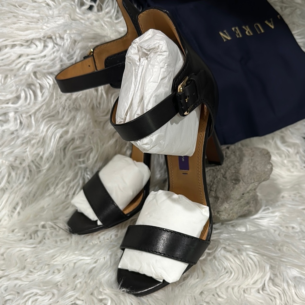 Auden Women's Black Sandals